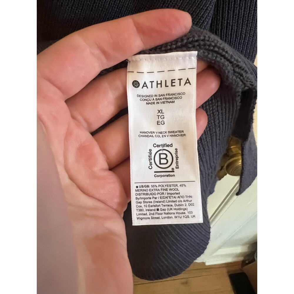 NEW Athleta Women's XL Hanover Refined V Neck Sweater Merino Wool Blend Purple - Picture 11 of 16